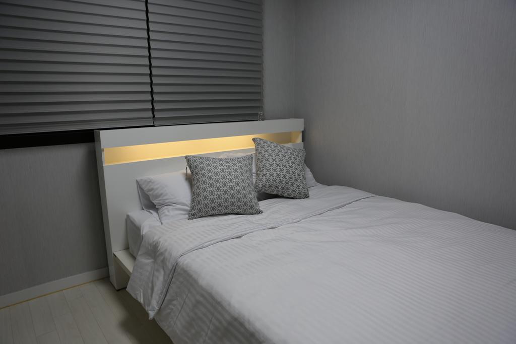Plumeria Pension Jeju Buitenkant foto