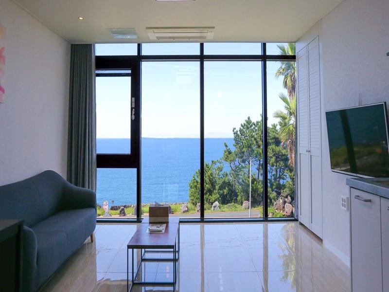 Plumeria Pension Jeju Buitenkant foto